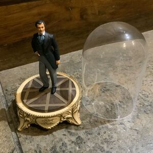 Franklin Mint 1993 Gone With the Wind Rhett Butler Domed Figure